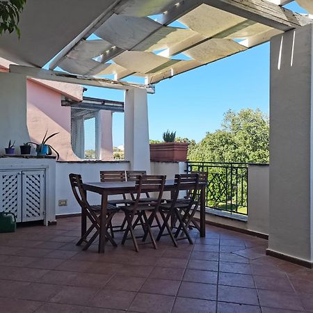 Apartamento Vacanza Al Mare Da Gigi E Antonella Porto Rotondo Exterior foto